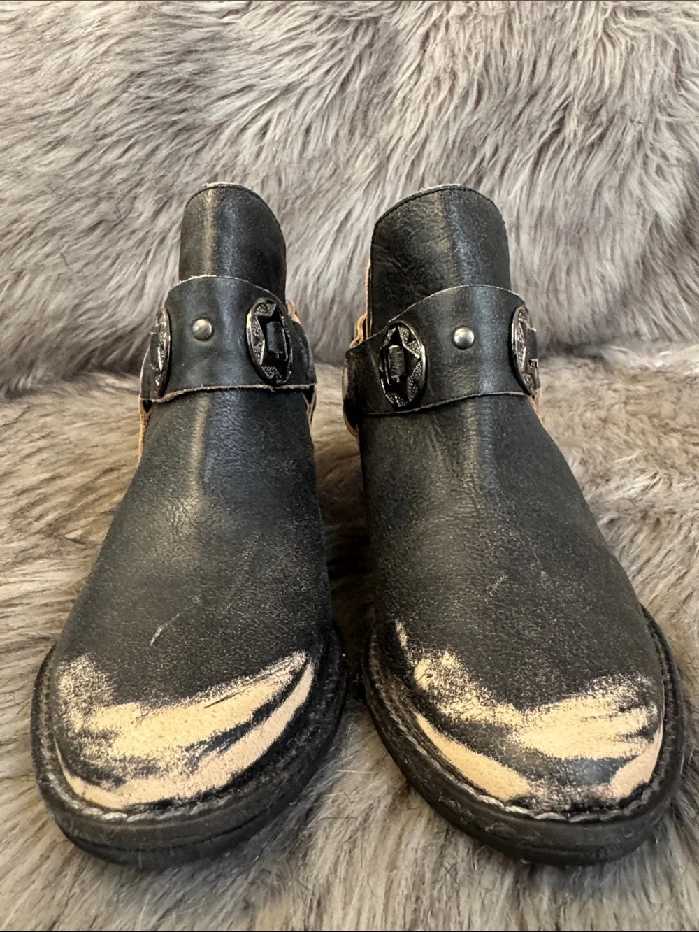 Vintage 7 Black Ankle Boots with Distressed Cream Highlights Size 9/39